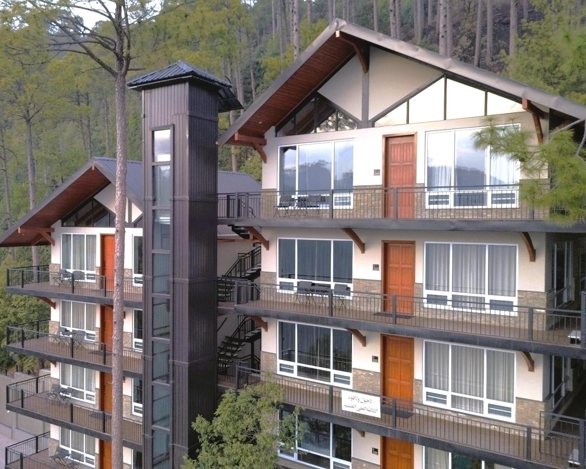 Le' Nest Residences Patriata Екстериор снимка